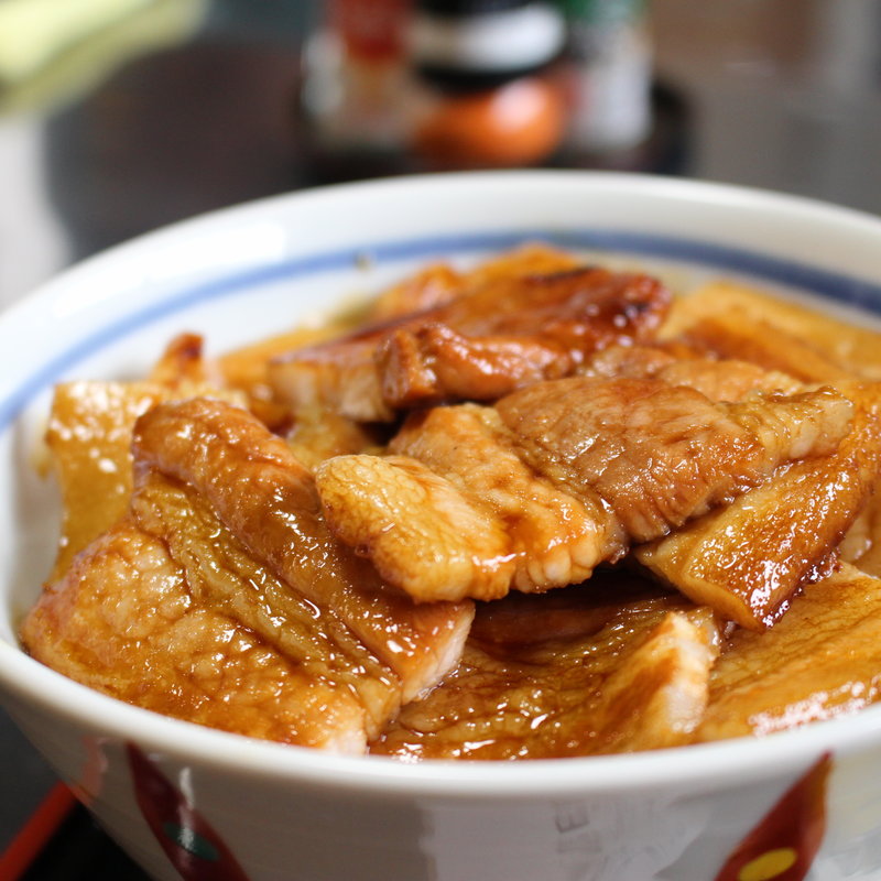 豚丼　バラ(ぶた丼のとん田)