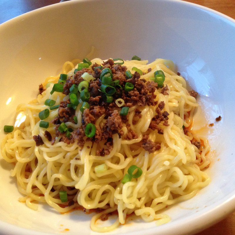 汁なし坦々麺(栄児 家庭料理 （ロンアール カテイリョウリ）)