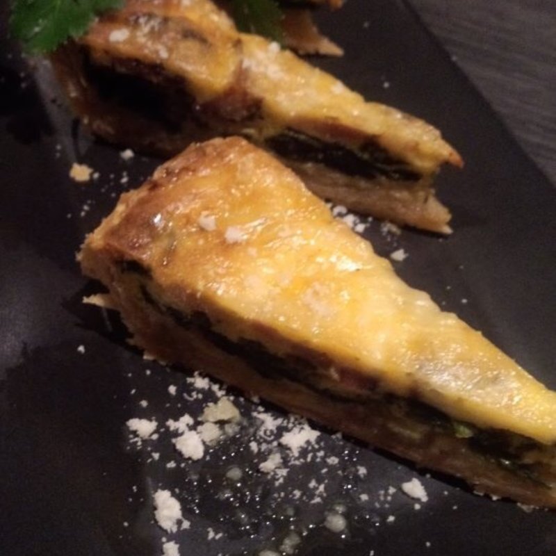 本日の気まぐれキッシュ(イタリアンバール タカズキッチン)