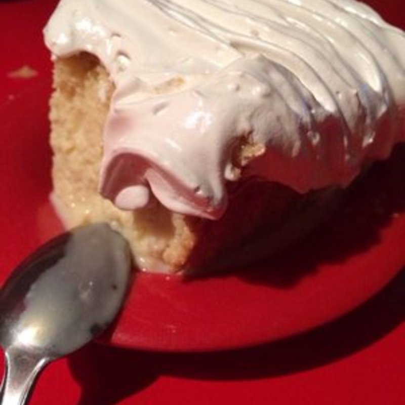 Tres leches cake(Tortilleria Nixtamal)
