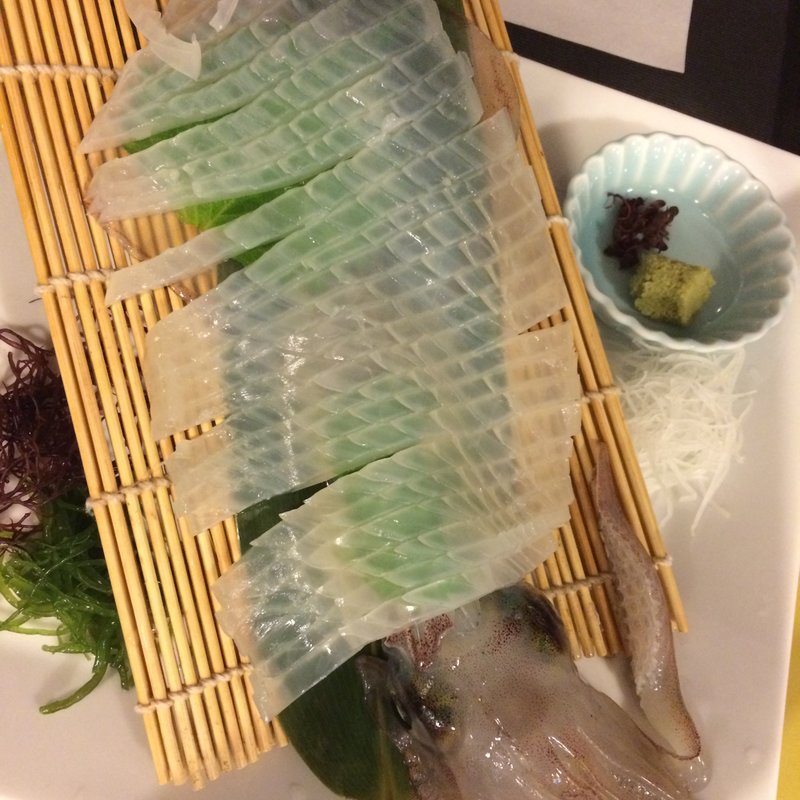 烏賊の活き造り(虹の松原ホテル 霓林)