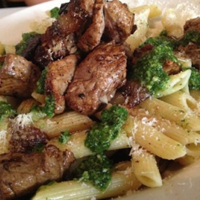 Steak with Pesto Pasta(Cafe 8 1/2)