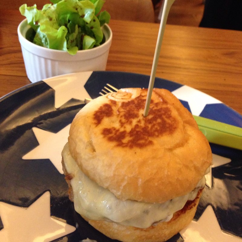 チーズバーガー ポーク(Sweet Pista)