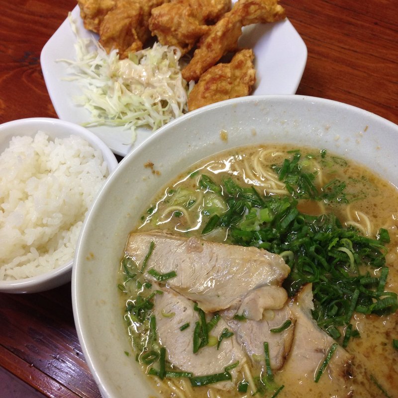 カラアゲ定食(ラーメン一陽  （いちよう）)