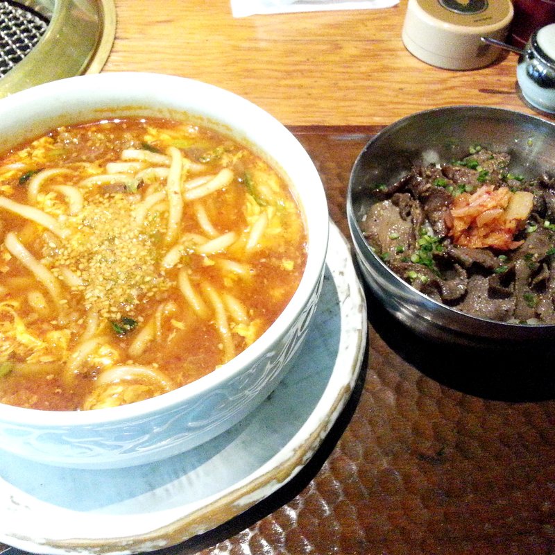 特製カルビうどん＆牛タン丼セット(焼肉レストラン喜福世)