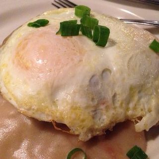 Loco Moco(Downbeat Diner and Lounge)