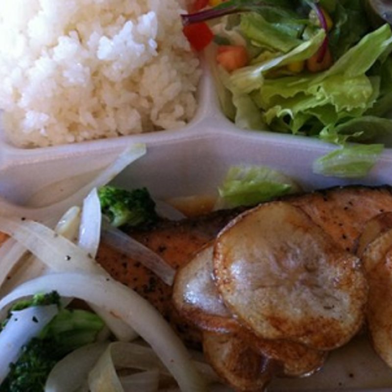 Grilled Salmon(Your Kitchen )