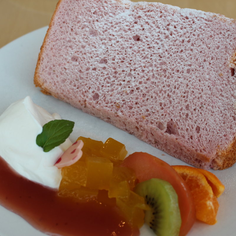 イチゴのシフォン(汐風のカフェ )
