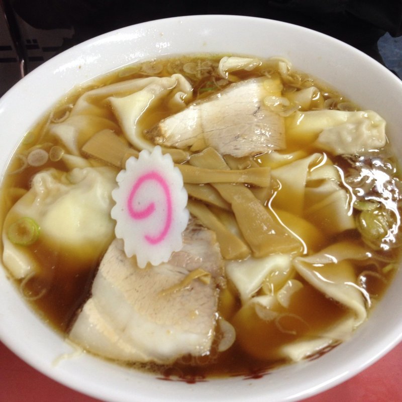 ワンタン麺(源来軒)