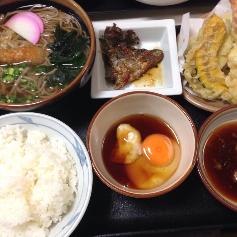 地たまごかけご飯(出雲そば)