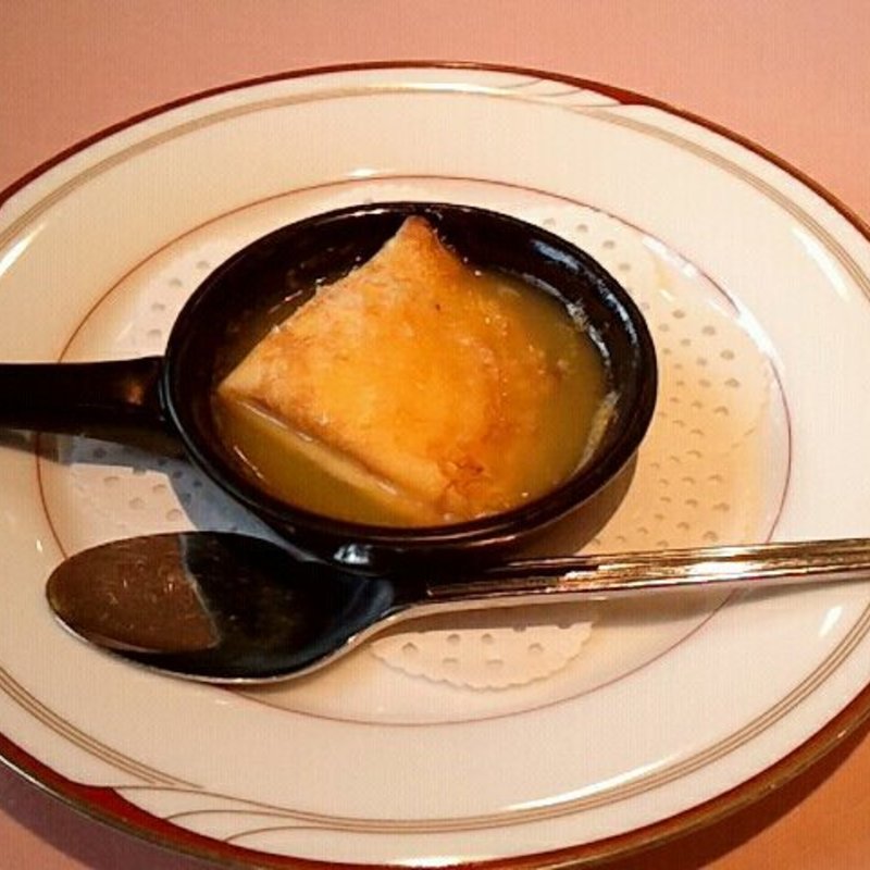 (シャルムバリエ （Charme Barrier）)