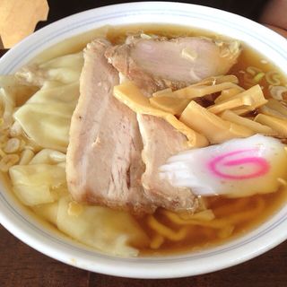 ワンタン麺(とんとん )