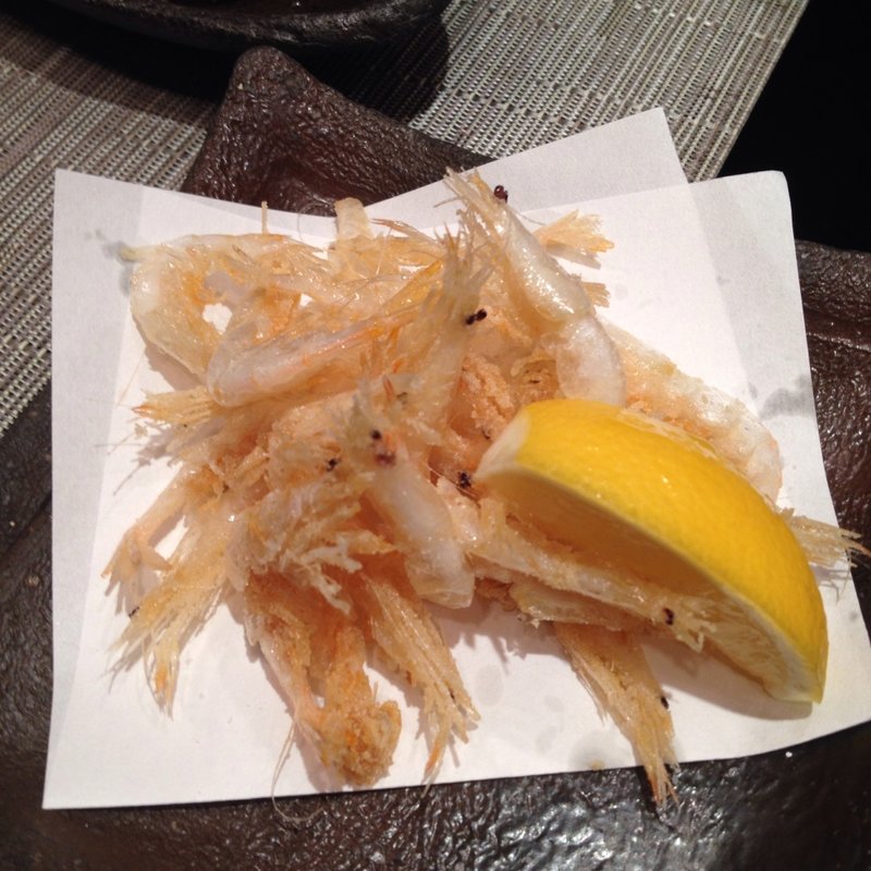 白エビの唐揚げ(酒房　猩猩)