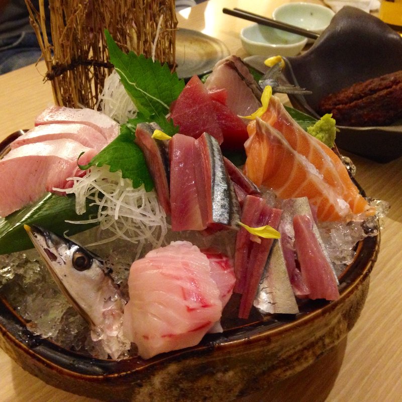 刺身の盛り合わせ(旬彩遊膳ながなわ)