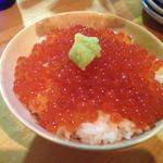 イクラ丼