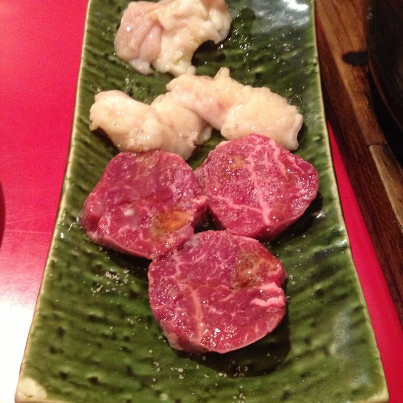 ハラミとミックスホルモン（ハーフ）(たるたるホルモン )