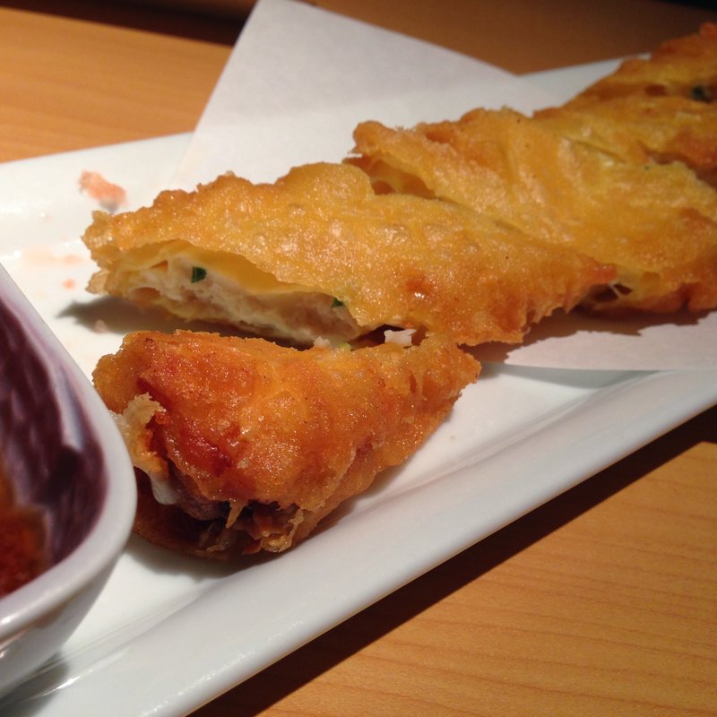 鶏つくねの湯葉チーズ揚げ(夢や京町しずく 新宿東口駅前店)