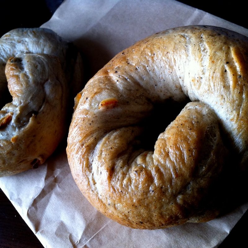 アールグレイとオレンジピール＆シナモンレーズン(旅ベーグル)