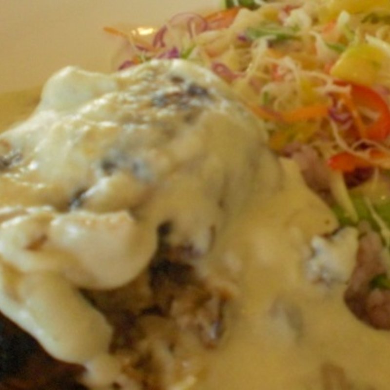 ジャージーミルクのハンバーグ(キープファームショップ)