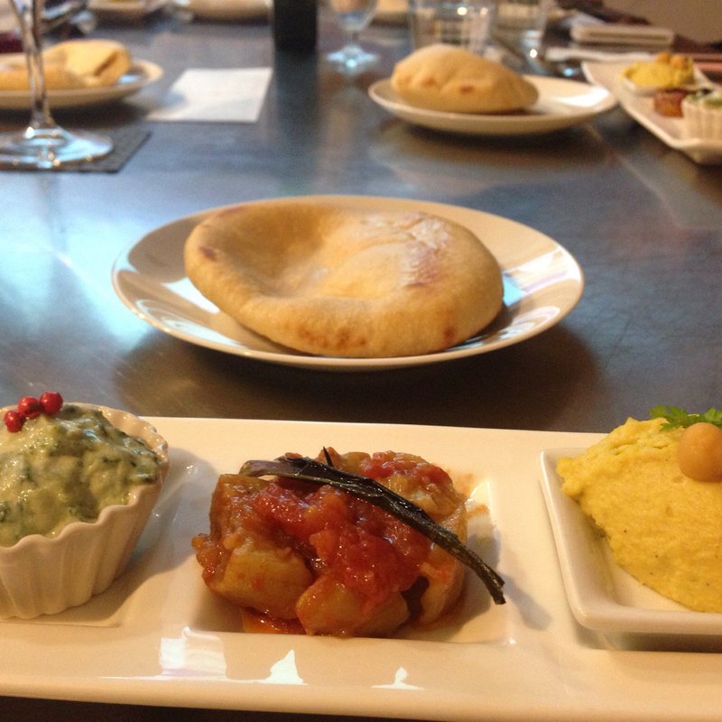 アミューズ3種類とぴたぱん(たまな食堂)