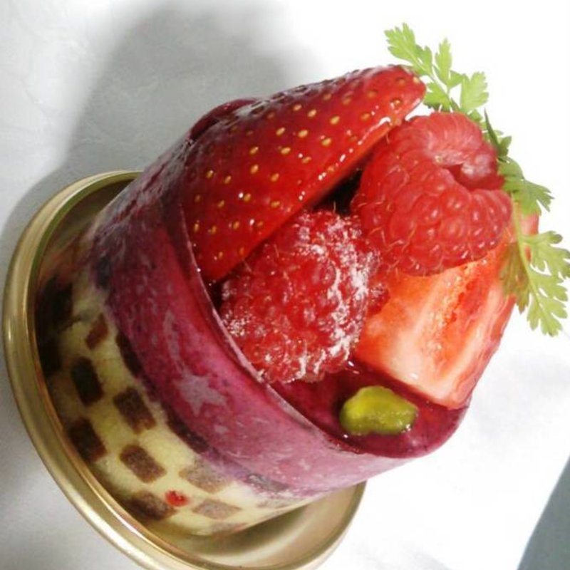 グロスカシス(中国料理 「王朝」 ヒルトン大阪 （オウチョウ）)