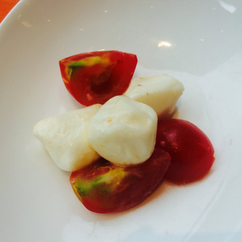 トマトとモッツァレラチーズ(あかん湖鶴雅ウイングス)