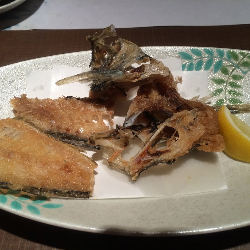 鯵の骨せんべい(海鮮料理　えいたろう)