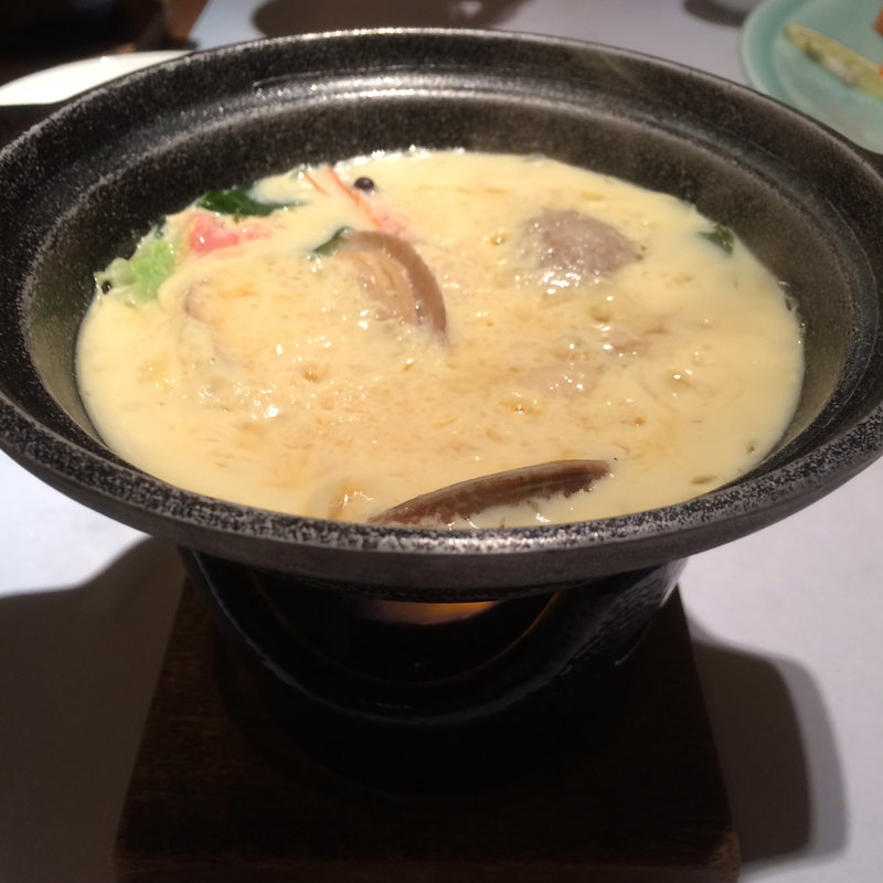 海鮮小鍋玉よせ(海鮮料理　えいたろう)