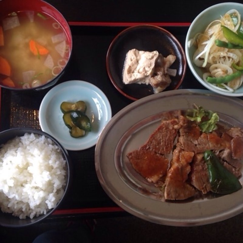 ロース定食(牛八 )