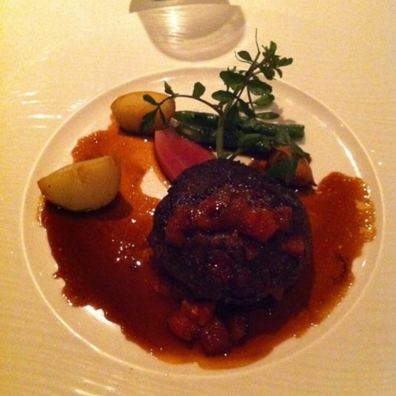 牛ホホのワイン煮(Casita)