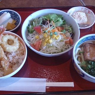 (まねき )