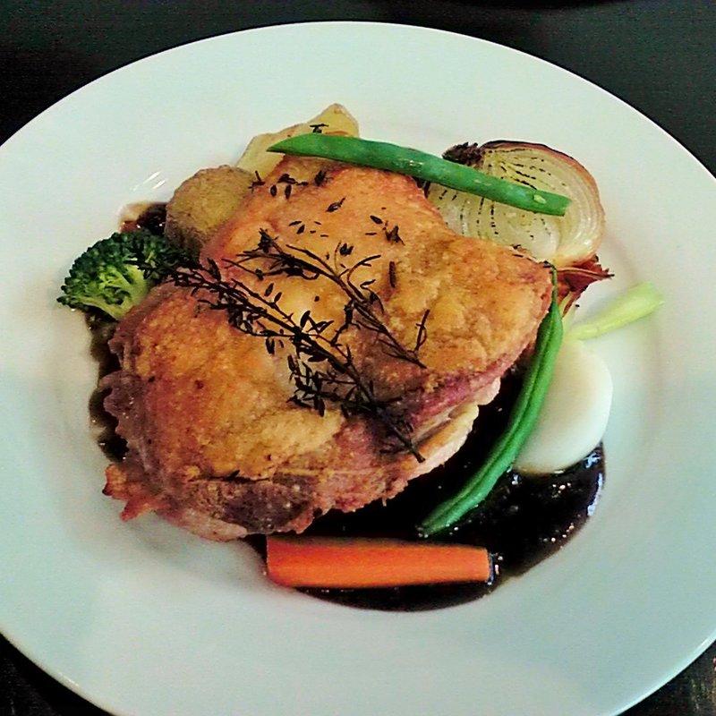 若鶏もも肉の香草焼き(東陽町バルKAZ)