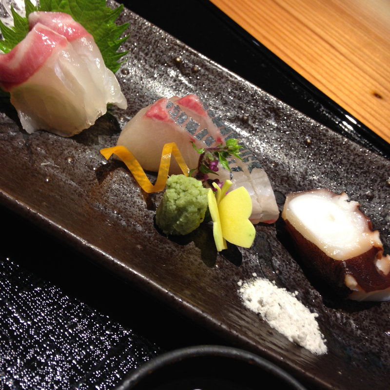 お造り3種盛り(人丸花壇 鯛庵 三宮店)