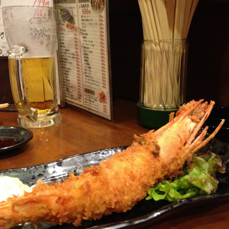 ジャンボ海老フライ(神戸海鮮居酒屋 三ノ宮高架下市場)