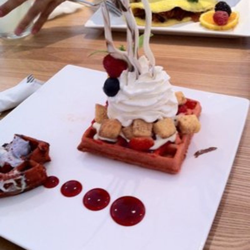 Strawberries n cream(Yogur Story)