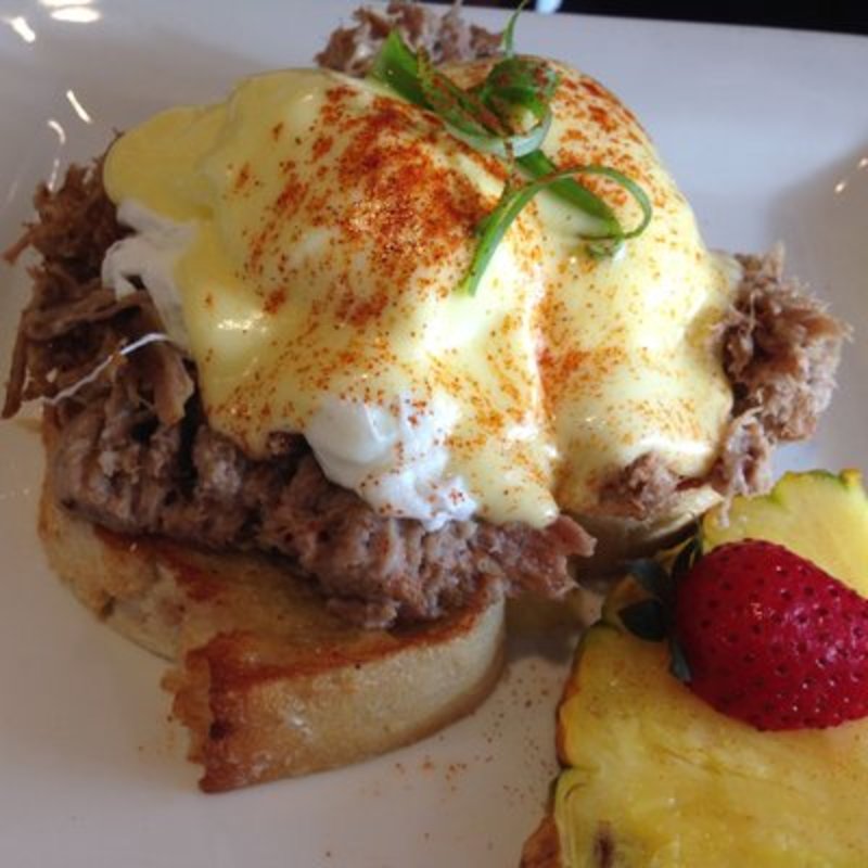 Kalua pig benedict(Moena Cafe)