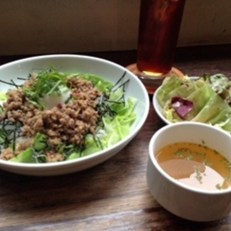 ガパオライス(カフェ ポーズ)