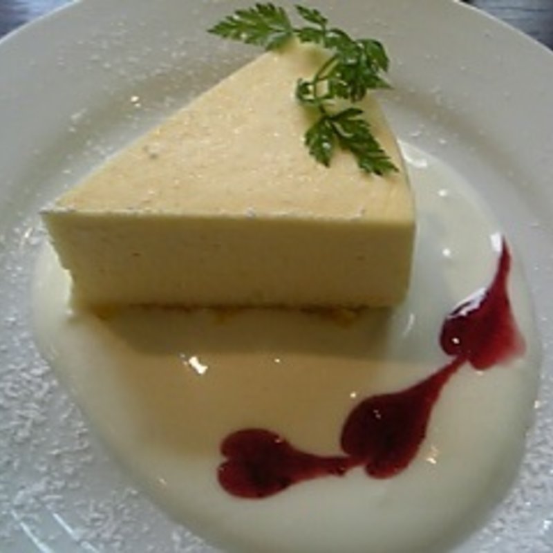 レモンのチーズケーキ(カフェ ポーズ)