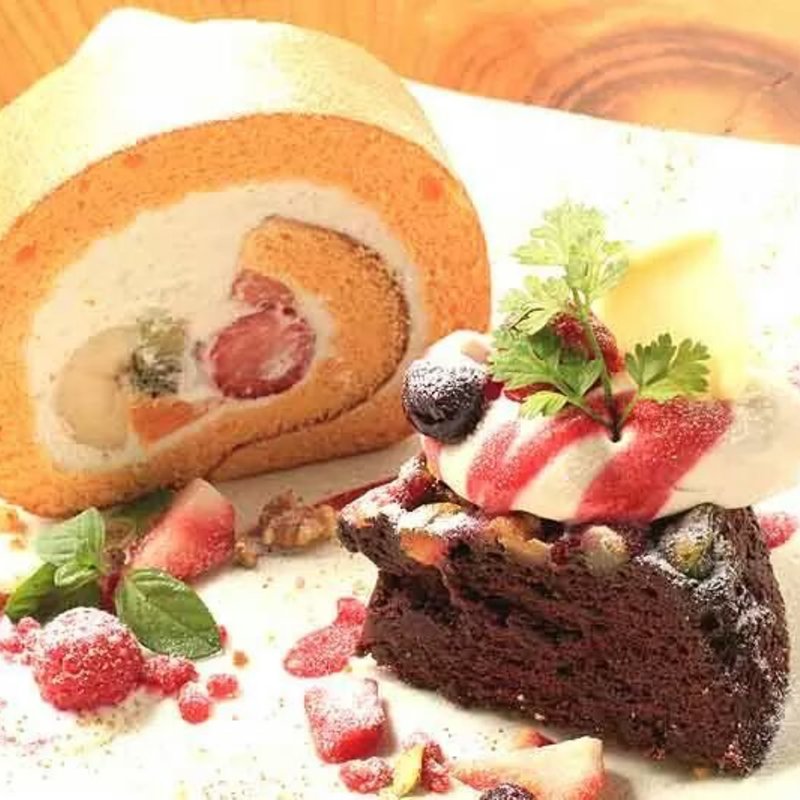フルーツロールケーキ(かぼ茶庵 )