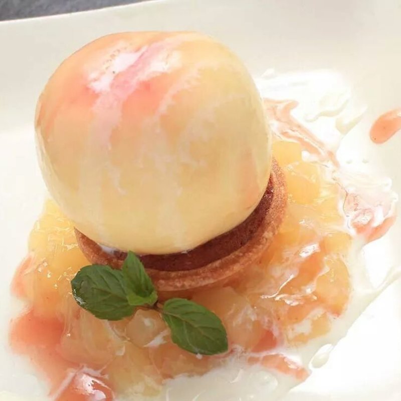 桃のソースジュレ(かぼ茶庵 )