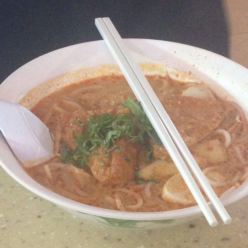 ラクサ(254 Fish ball Minced Meat Noodle)