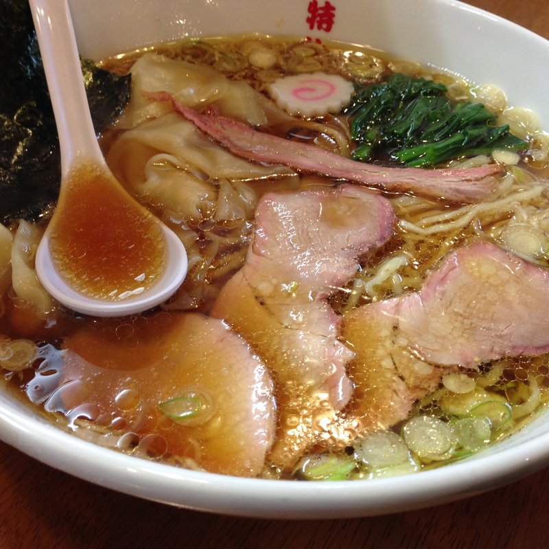 ワンタン麺大盛り(手打中華 特札堂 （とくふだどう）)