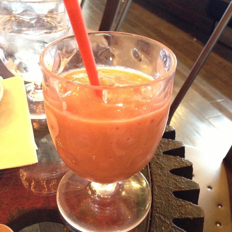 ストロベリースムージー(Café 1 of a kind)