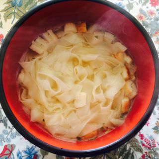 Rice flat noodle with clear soup(Mama rice noodle)