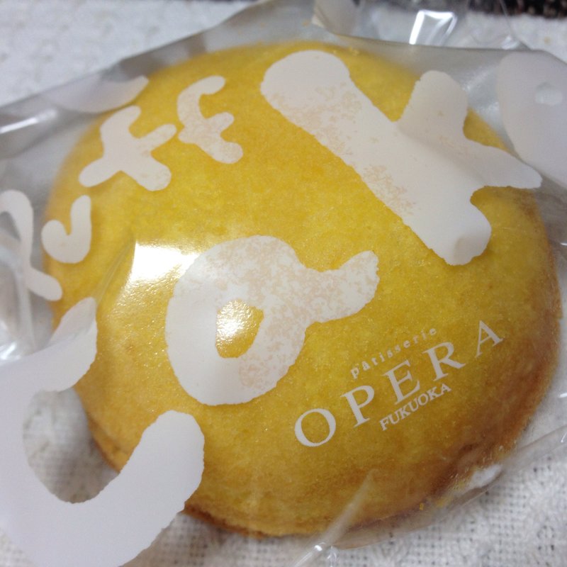 純生パフCake(お菓子の工房 オペラ 本店)