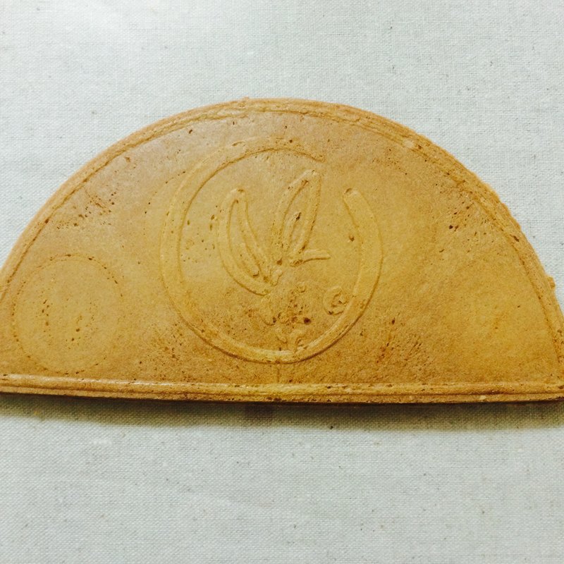 鎌倉半月 小倉風味(鎌倉座)