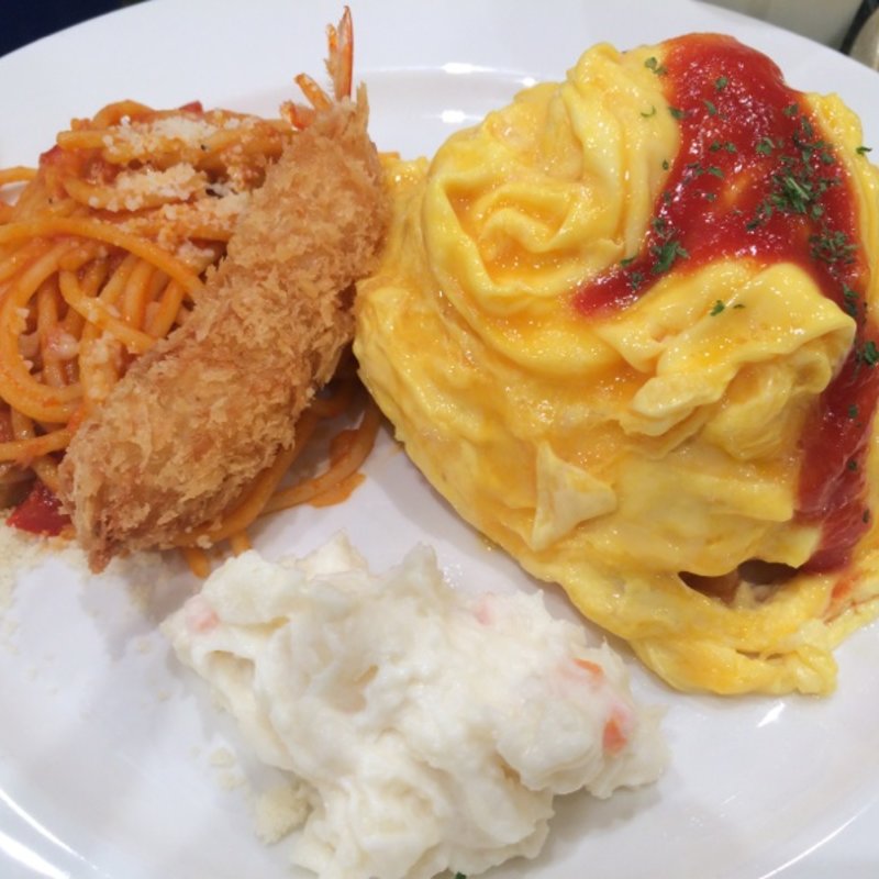 オムライスセット(オ肉ヤ 三井アウトレットパーク札幌北広島店)