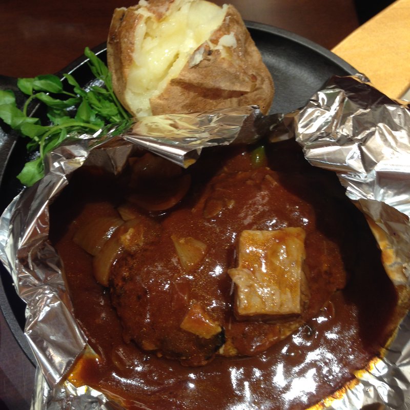 東洋亭ハンバーグ(グリルキャピタル東洋亭 ポルタ店 （【旧店名】カフェグリル東洋亭）)