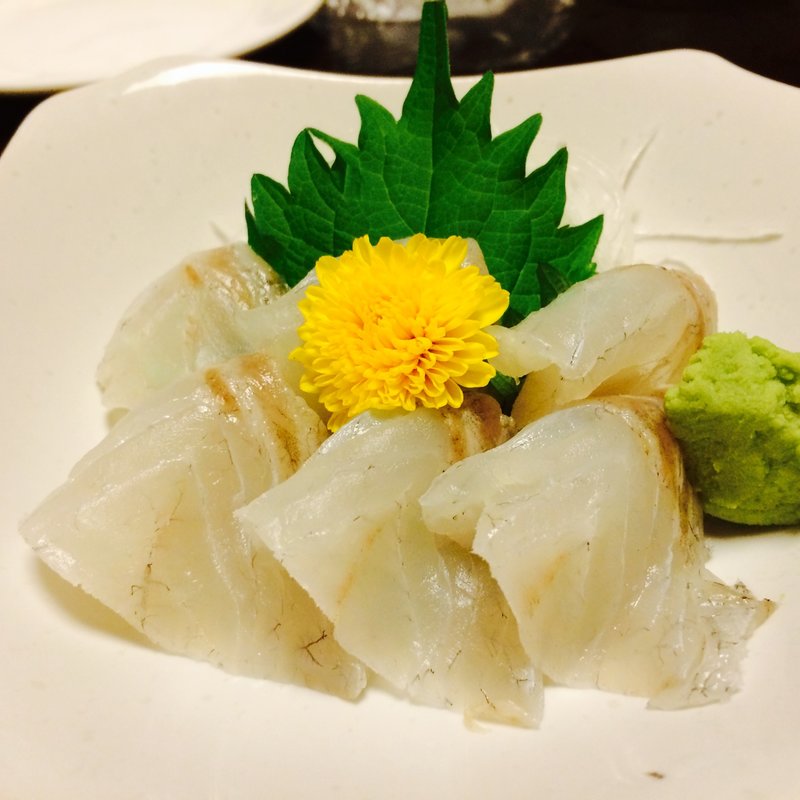 お刺身（鯛）(炙り居酒屋　ちょうちん)