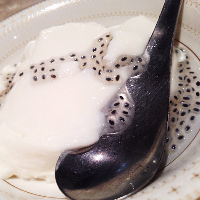 杏仁豆腐(四川料理 龍の子)